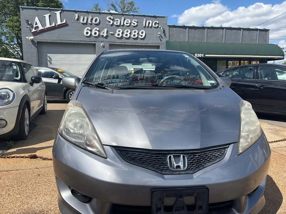 2009 Honda Fit - Image 3 of 10