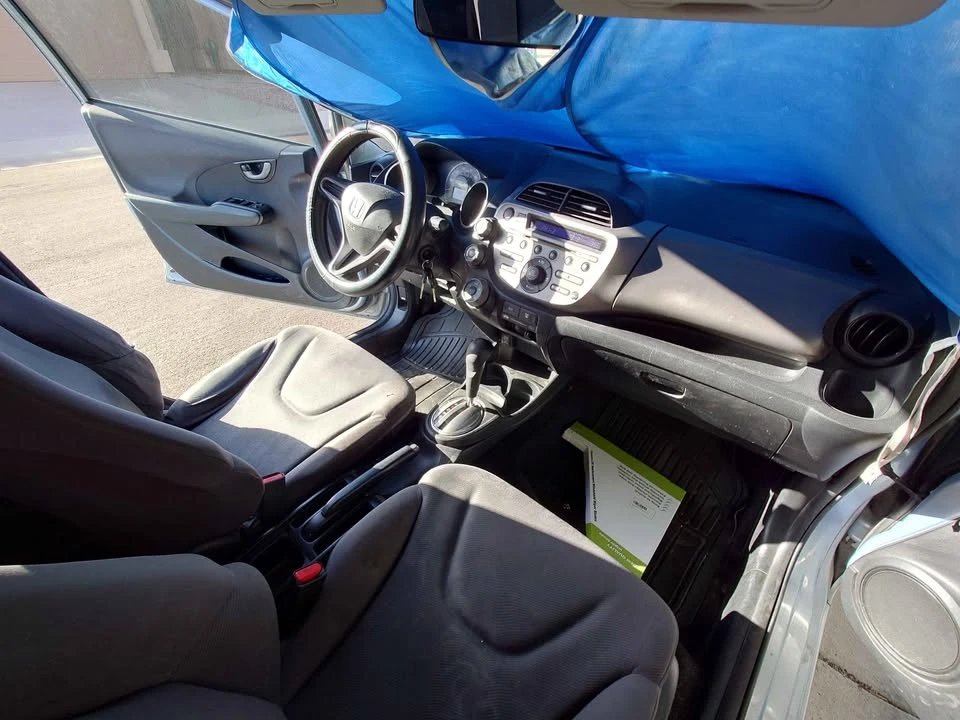 2009 Honda Fit - Image 6 of 10