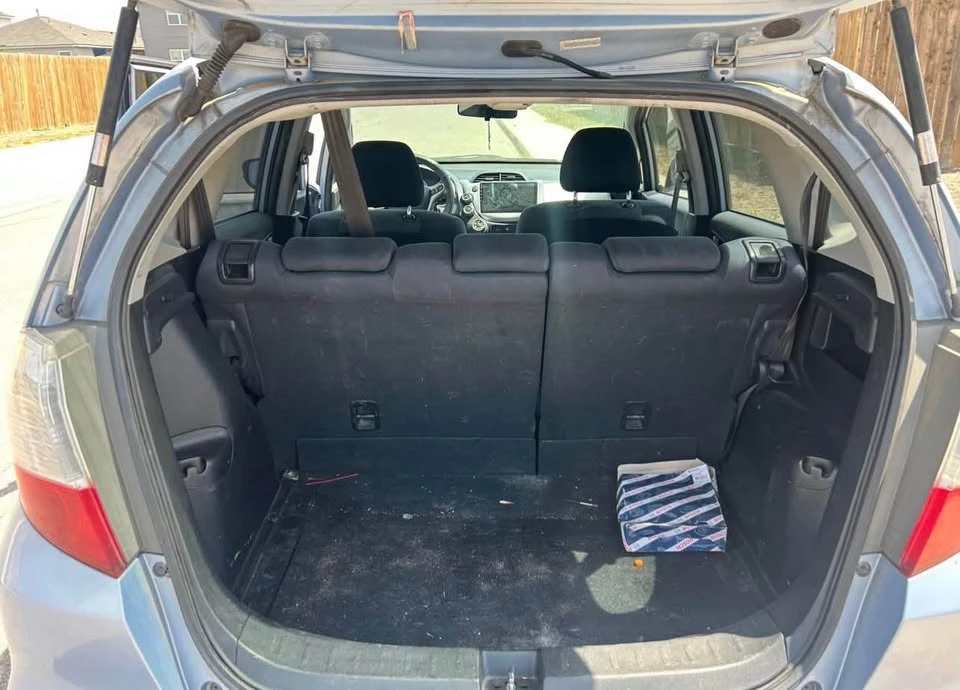 2009 Honda Fit - Image 10 of 10