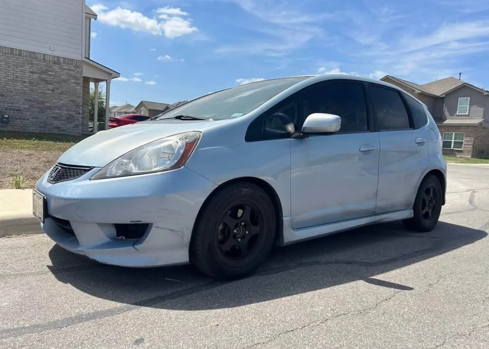2009 Honda Fit - Image 2 of 10