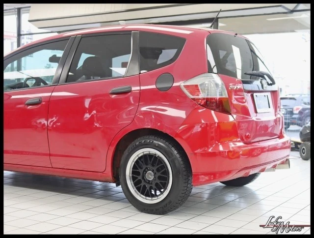 2009 Honda Fit - Image 8 of 12