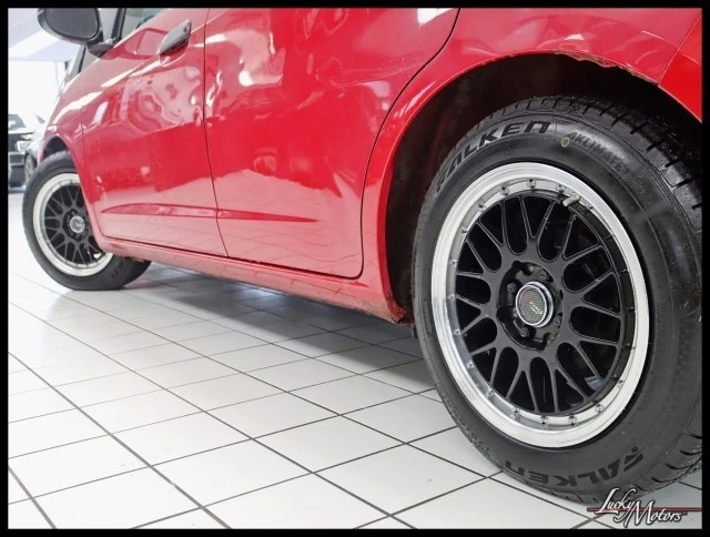 2009 Honda Fit - Image 10 of 12