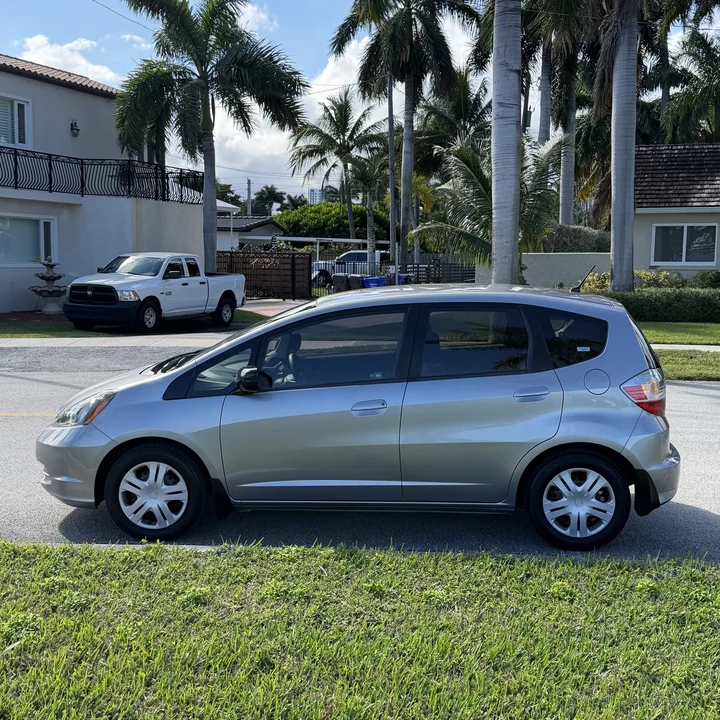 2009 Honda Fit - Image 7 of 21