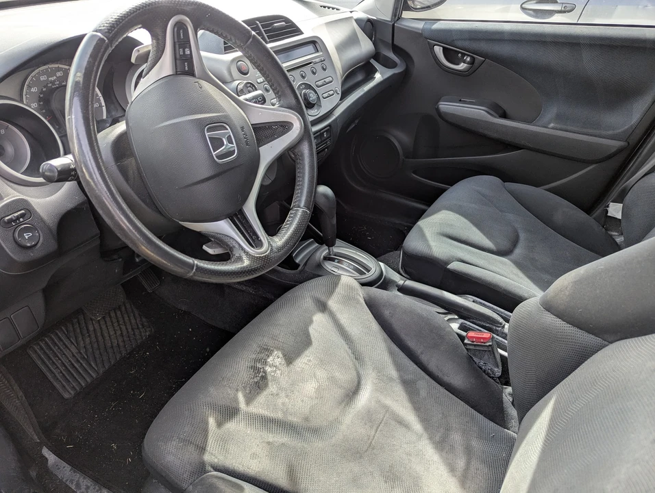 2009 Honda Fit - Image 5 of 11