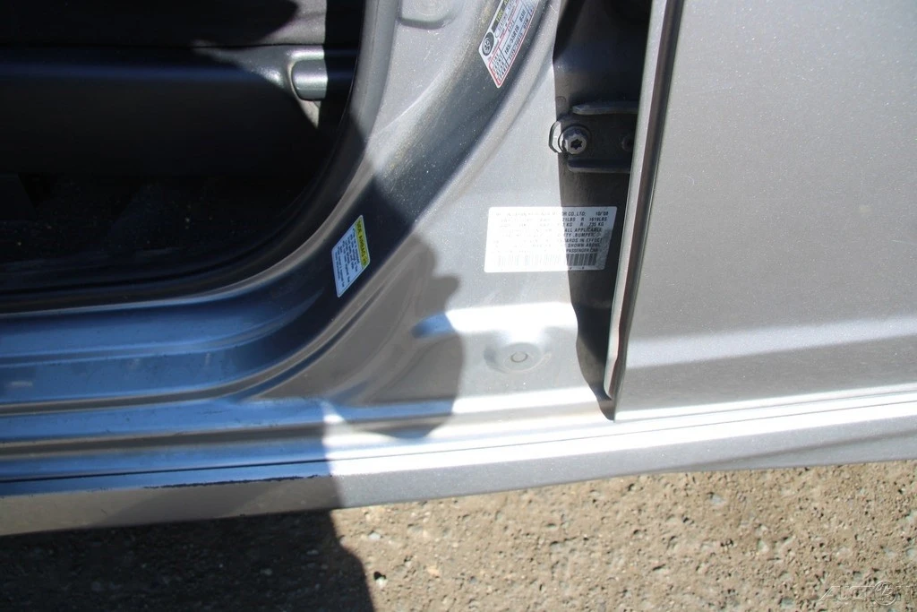 2009 Honda Fit - Image 10 of 21