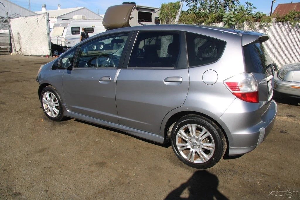 2009 Honda Fit - Image 4 of 21