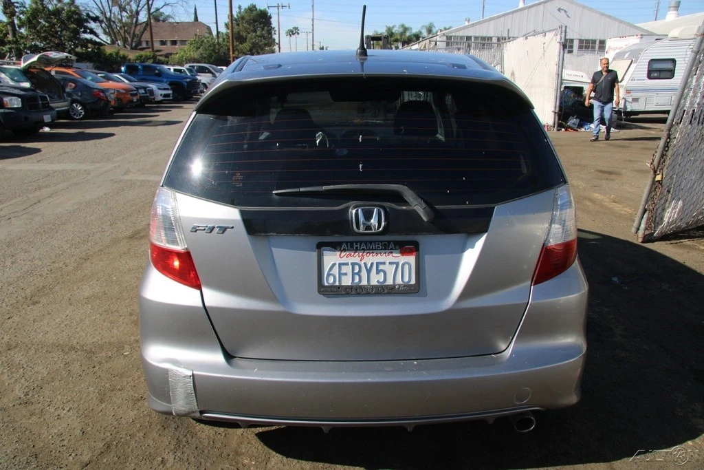 2009 Honda Fit - Image 5 of 21