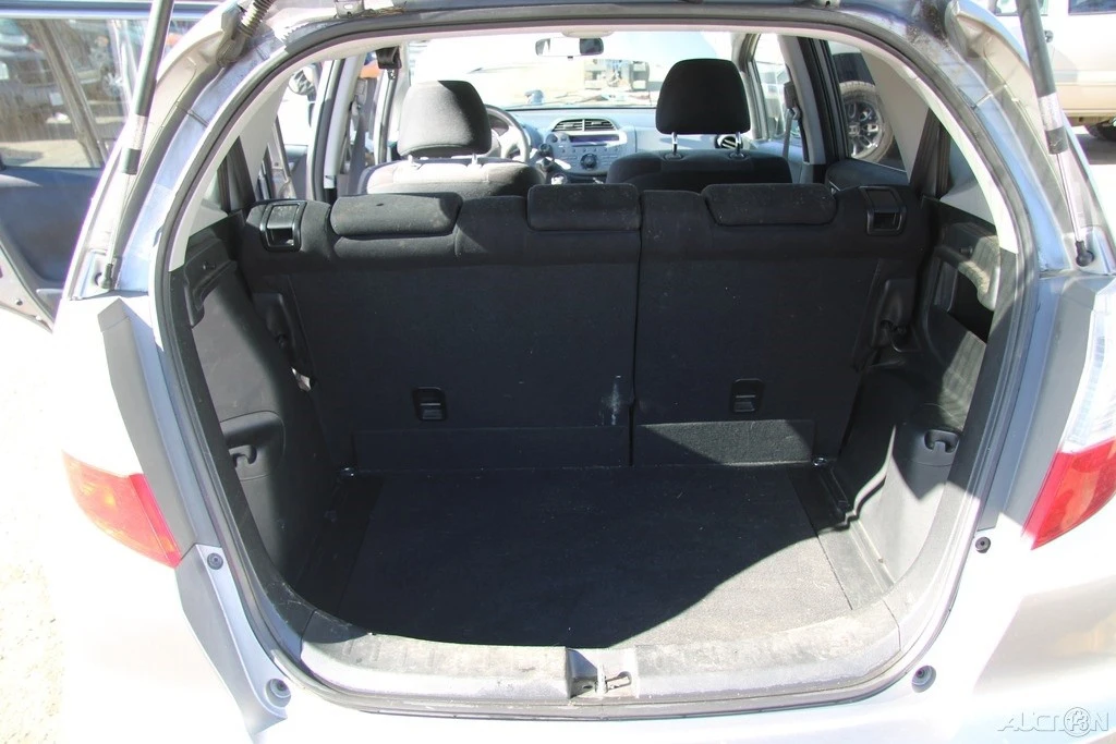 2009 Honda Fit - Image 20 of 21