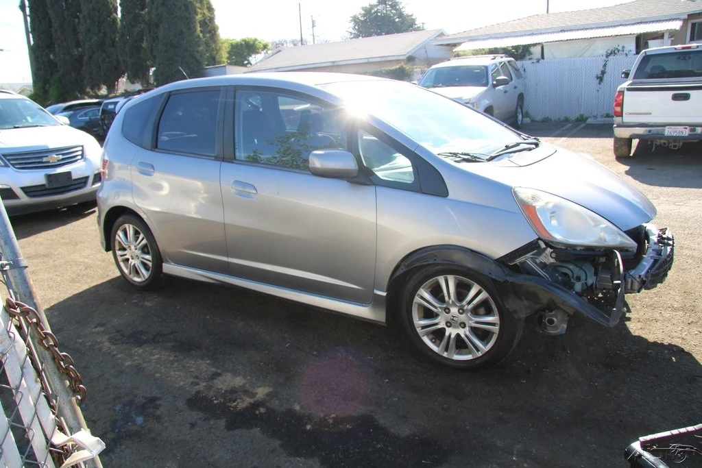 2009 Honda Fit - Image 7 of 21