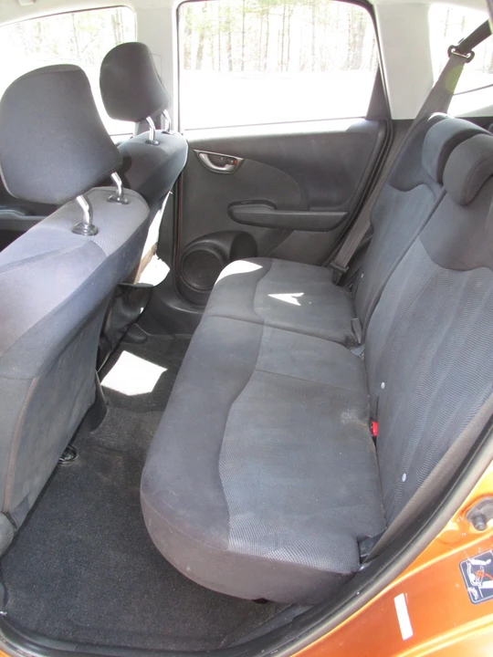 2009 Honda Fit - Image 16 of 21