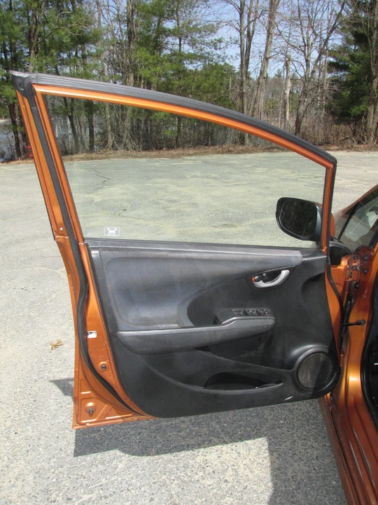 2009 Honda Fit - Image 9 of 21