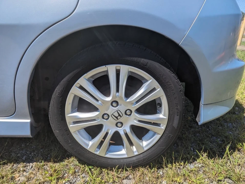 2009 Honda Fit - Image 11 of 21