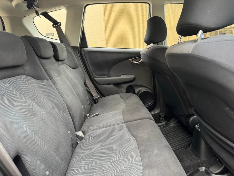 2009 Honda Fit - Image 17 of 20