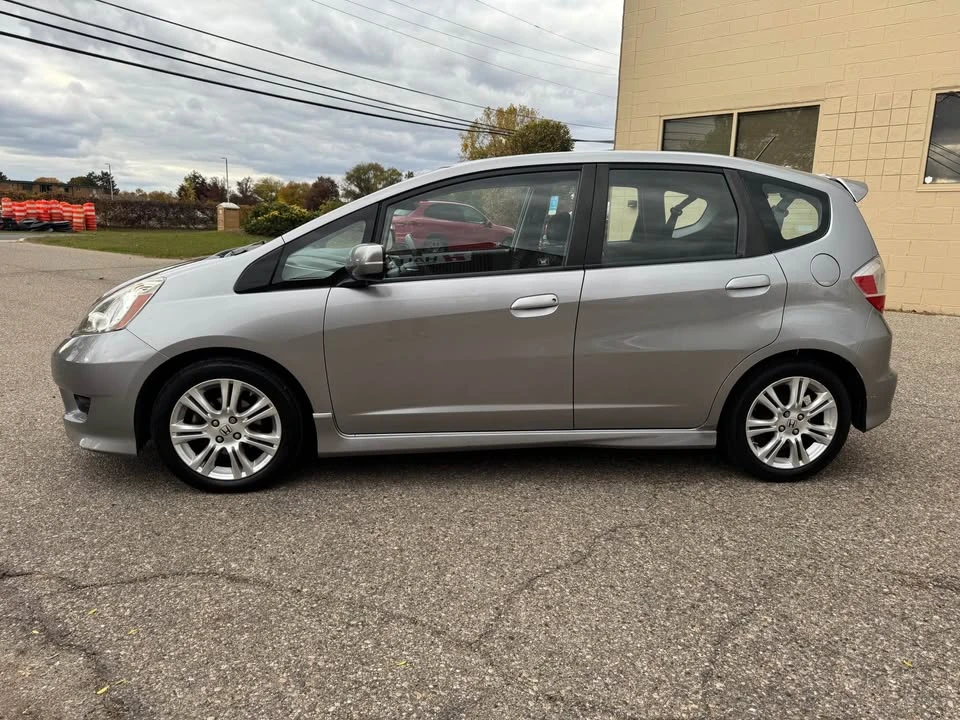 2009 Honda Fit - Image 4 of 20
