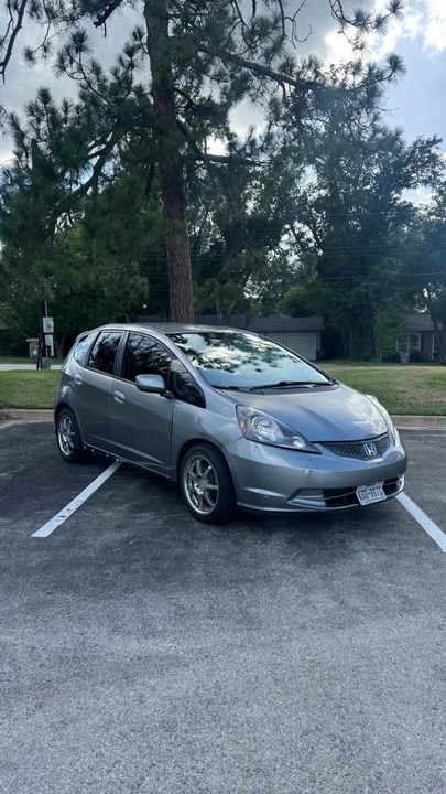 2009 Honda Fit - Image 2 of 9