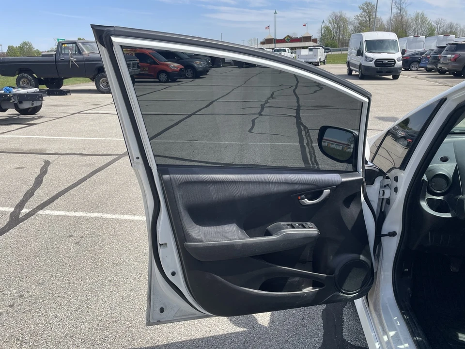 2009 Honda Fit - Image 17 of 21