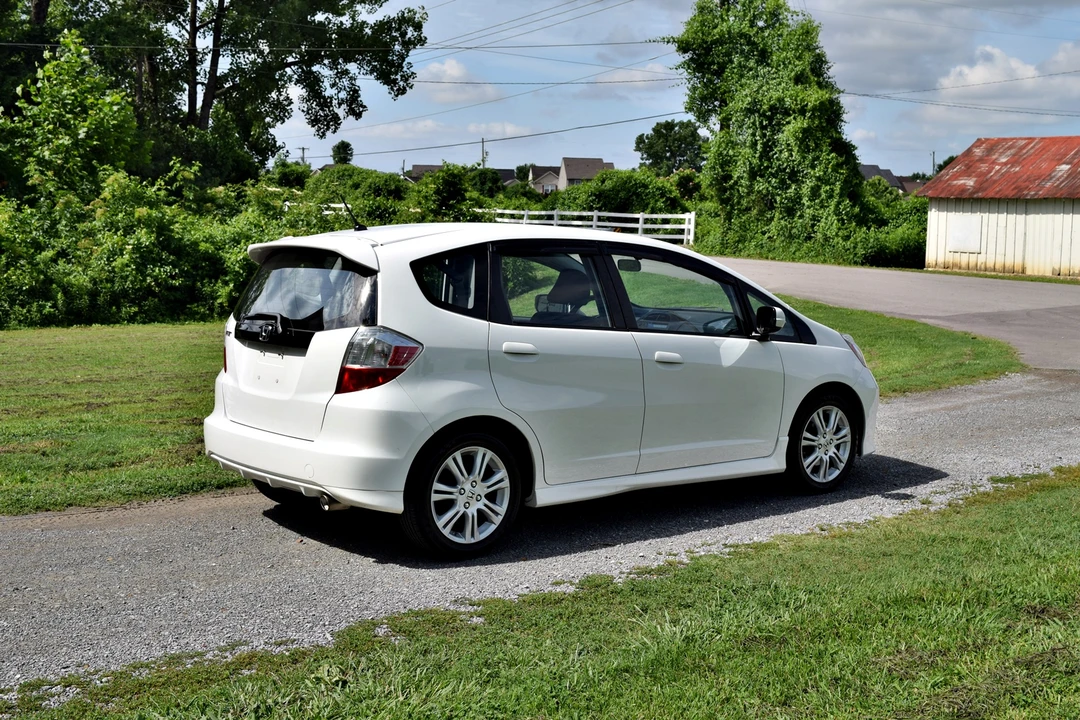 2009 Honda Fit - Image 8 of 31