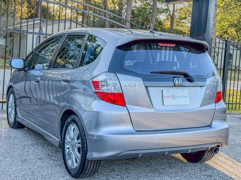 2009 Honda Fit - Image 5 of 12