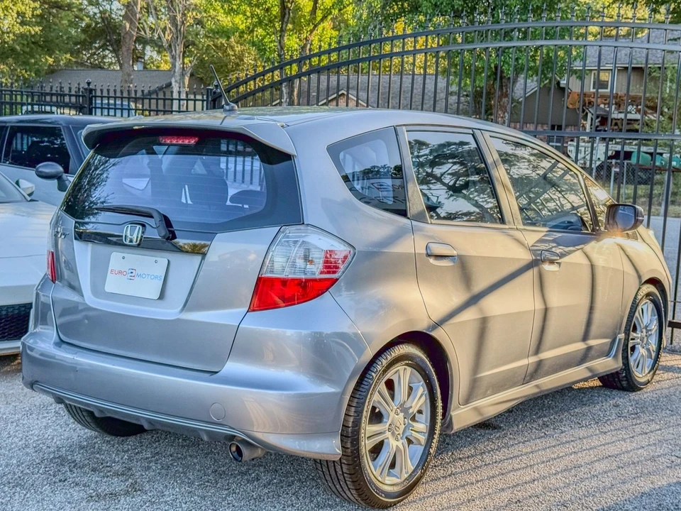 2009 Honda Fit - Image 7 of 12