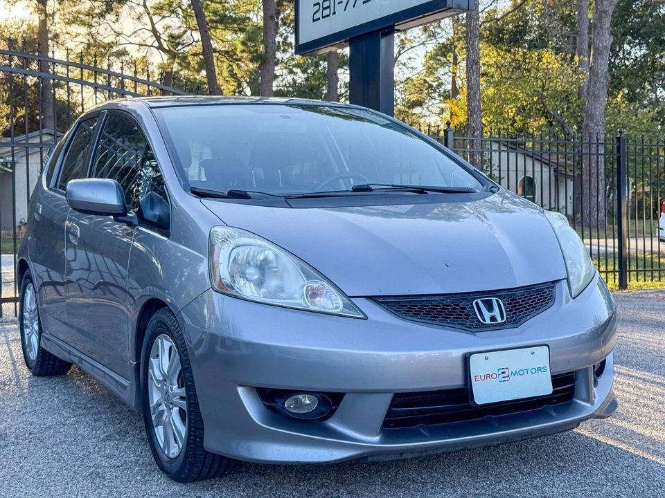 2009 Honda Fit - Image 6 of 12