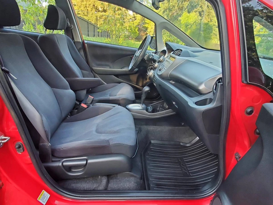 2009 Honda Fit - Image 19 of 24
