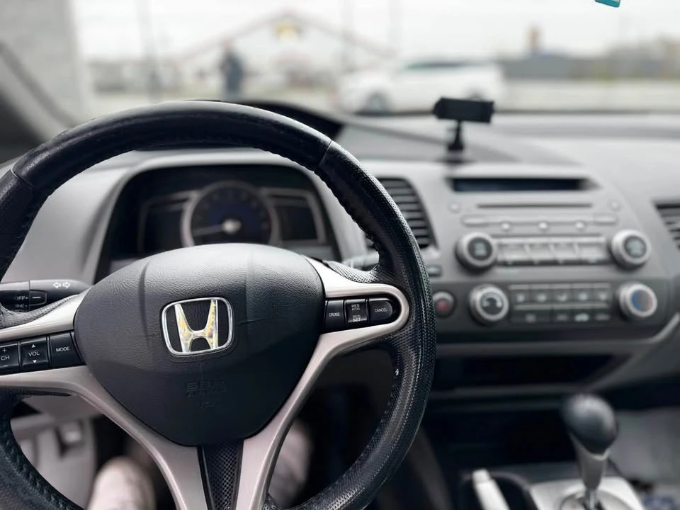 2009 Honda Civic 8th Gen - Image 13 of 14