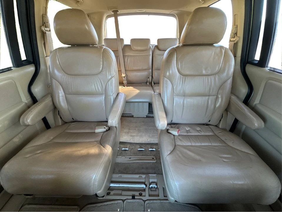 2009 Honda Odyssey - Image 12 of 18