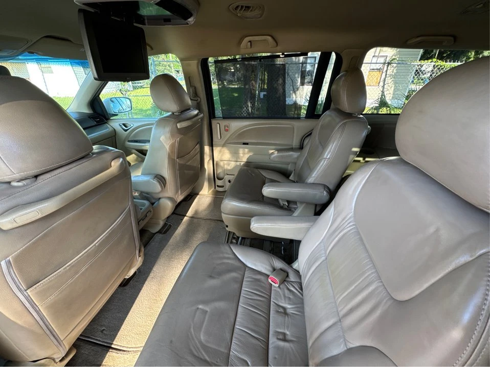 2009 Honda Odyssey - Image 8 of 18