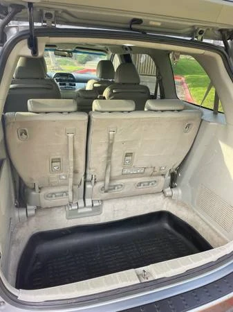 2009 Honda Odyssey - Image 15 of 21