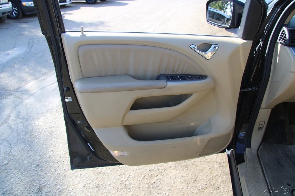 2009 Honda Odyssey - Image 12 of 21