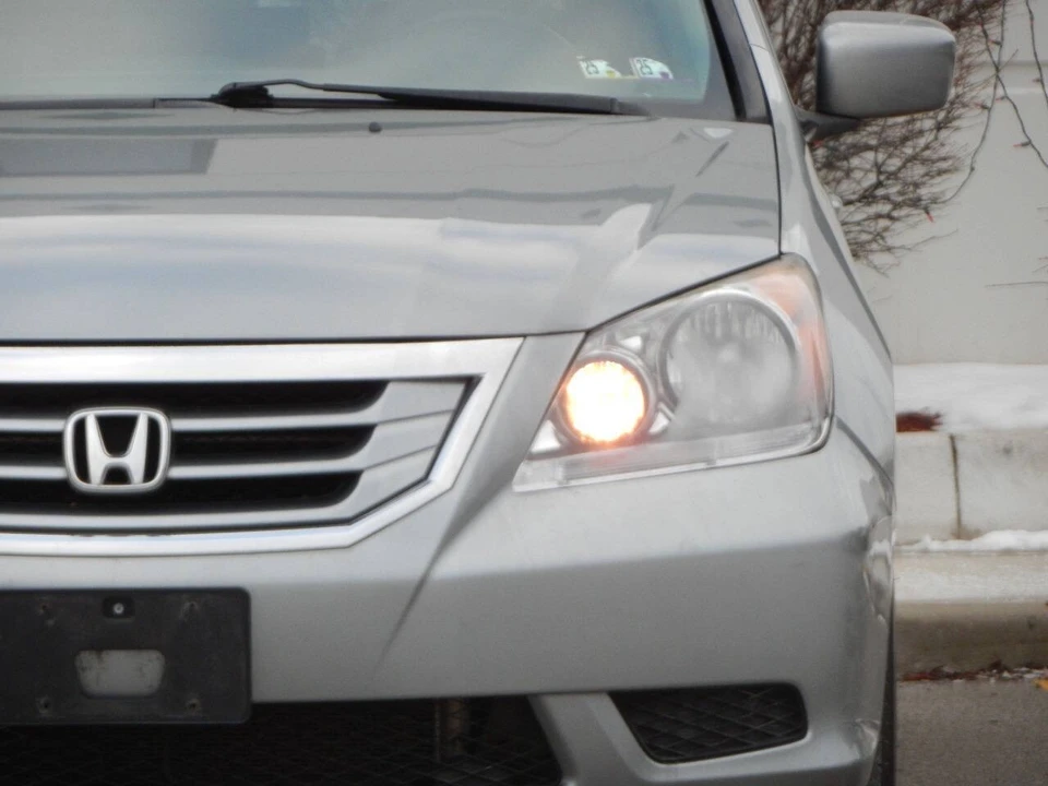 2009 Honda Odyssey - Image 8 of 21