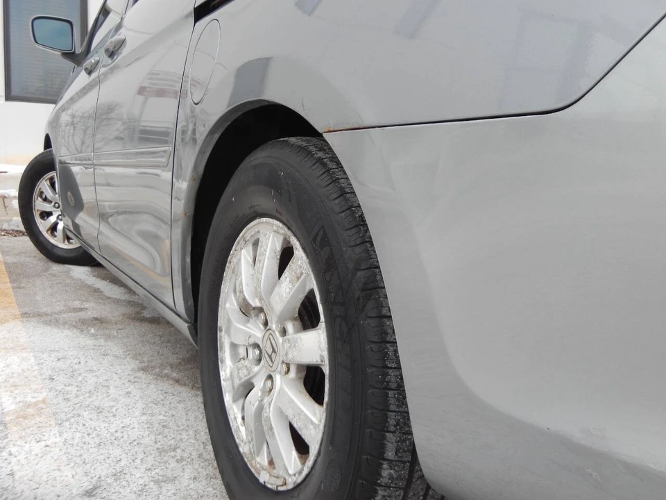 2009 Honda Odyssey - Image 14 of 21