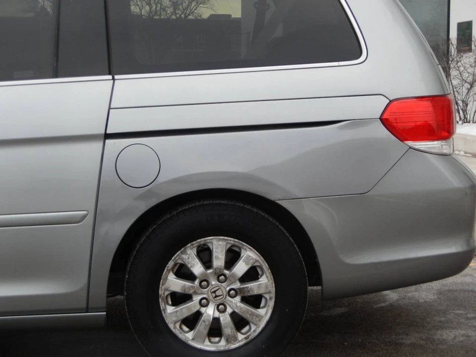 2009 Honda Odyssey - Image 11 of 21