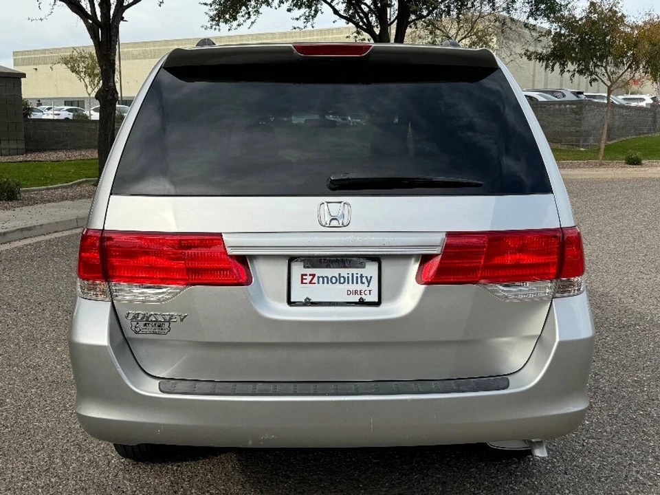 2009 Honda Odyssey - Image 14 of 15