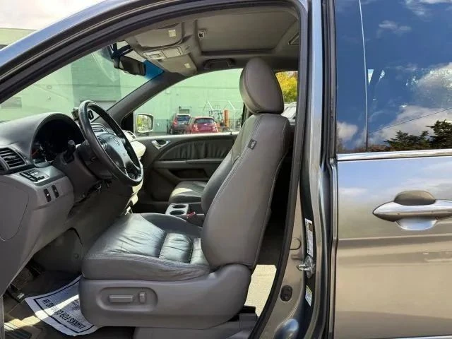 2009 Honda Odyssey - Image 10 of 12