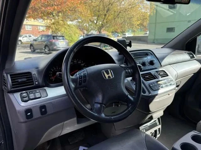 2009 Honda Odyssey - Image 11 of 12
