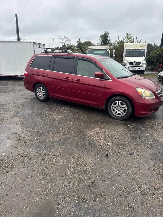 2009 Honda Odyssey - Image 3 of 4