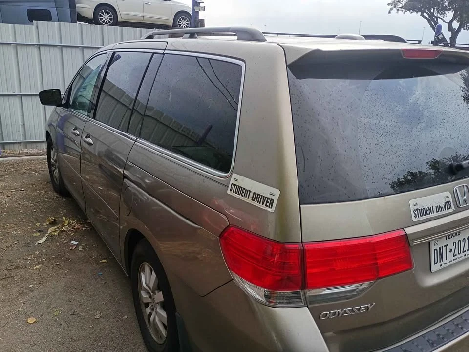 2009 Honda Odyssey - Image 4 of 6