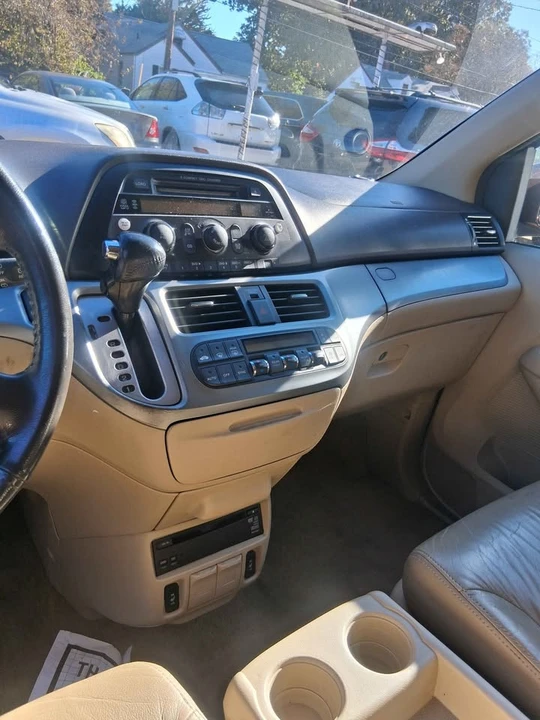2009 Honda Odyssey - Image 7 of 11