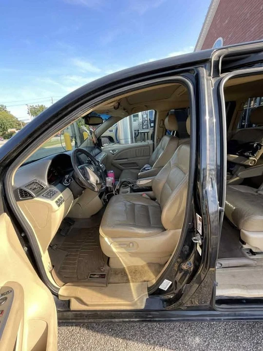 2009 Honda Odyssey - Image 6 of 12