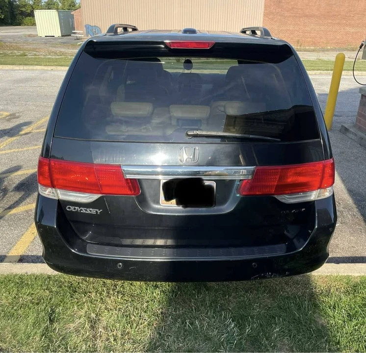 2009 Honda Odyssey - Image 11 of 12