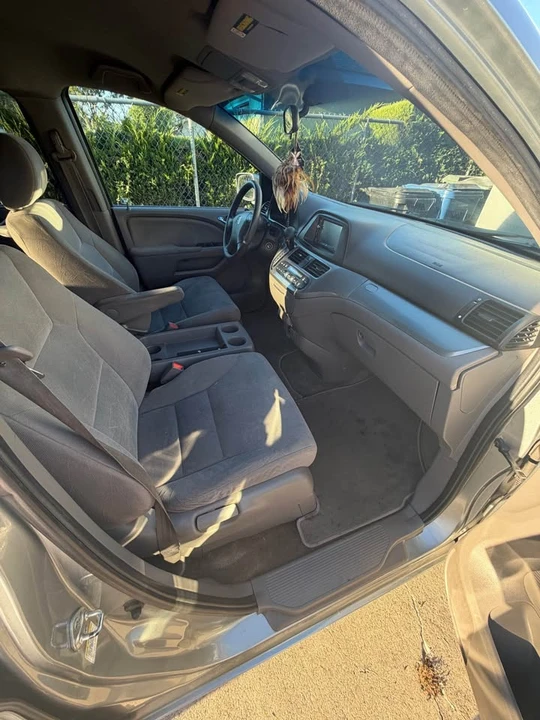 2009 Honda Odyssey - Image 6 of 17