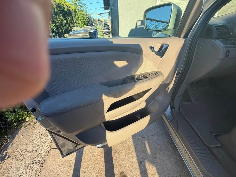 2009 Honda Odyssey - Image 13 of 17