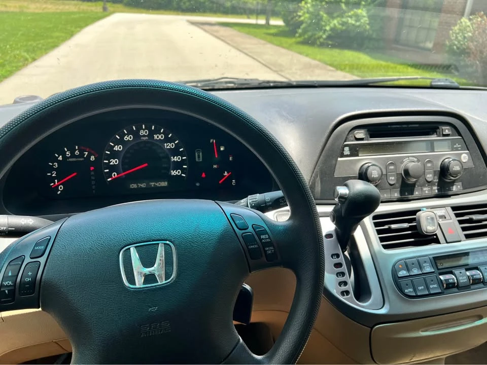 2009 Honda Odyssey - Image 10 of 10