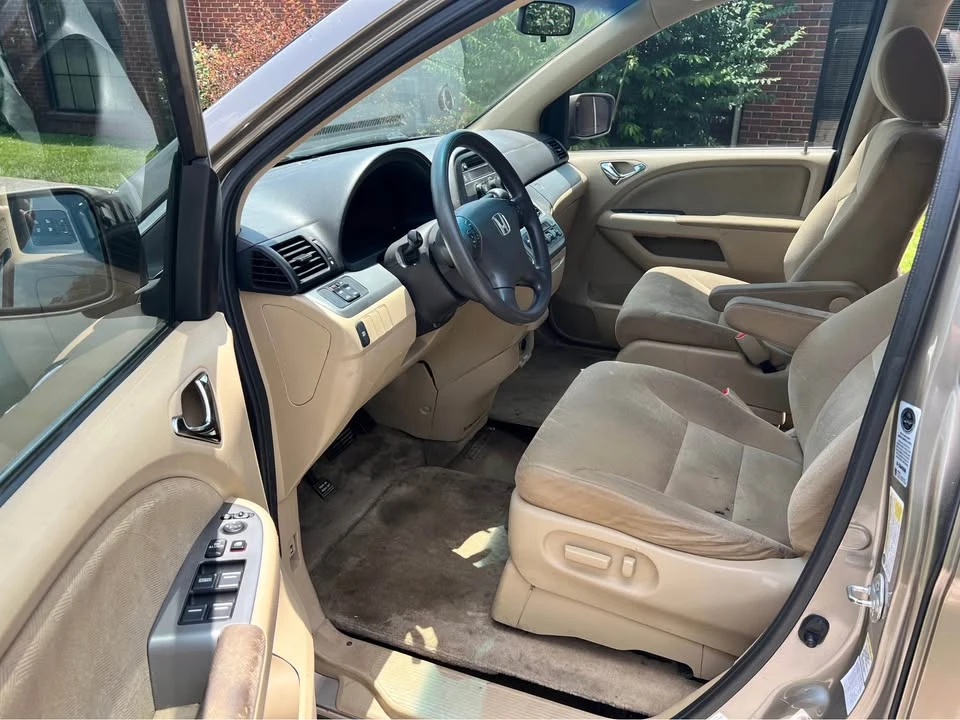 2009 Honda Odyssey - Image 5 of 10
