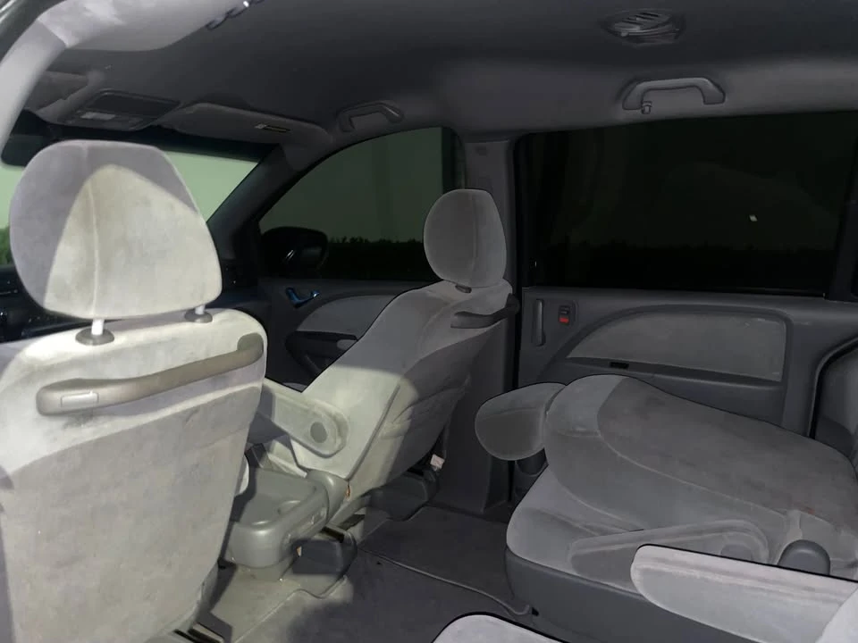2009 Honda Odyssey - Image 9 of 13
