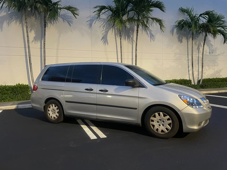 2009 Honda Odyssey - Image 2 of 13