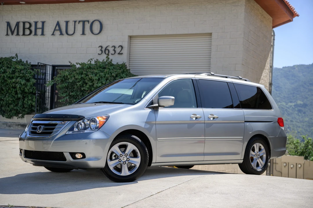 2009 Honda Odyssey - Image 2 of 31