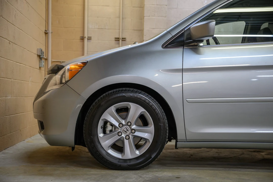 2009 Honda Odyssey - Image 25 of 31