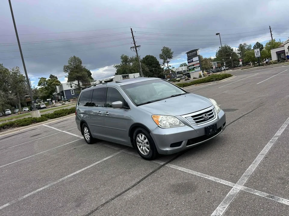 2009 Honda Odyssey - Image 2 of 13